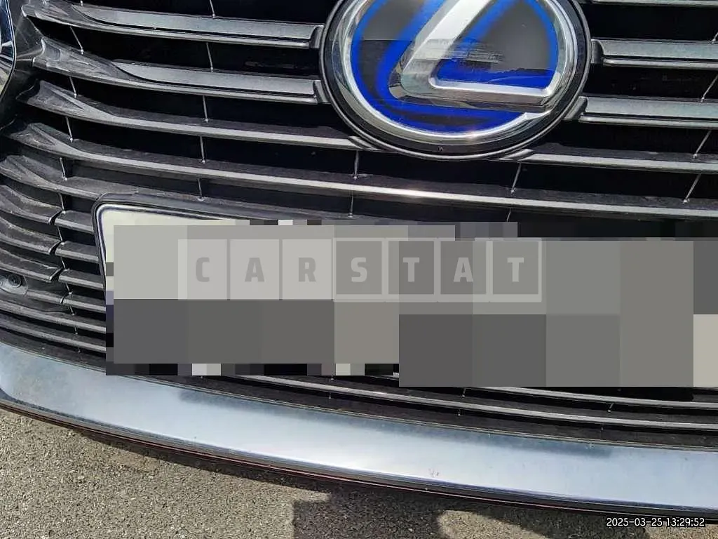Photo 2 of 32: 2018 Lexus ES300h — Korean insurance auction