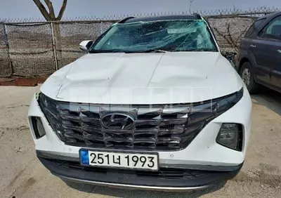 Photo 1 of 11: 2021 Hyundai Tucson, VIN KMHJE811BMU000886 — Korean insurance auction