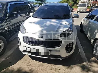 Photo 1 of 8: 2016 Kia Sapsportage 2.0 — Korean insurance auction