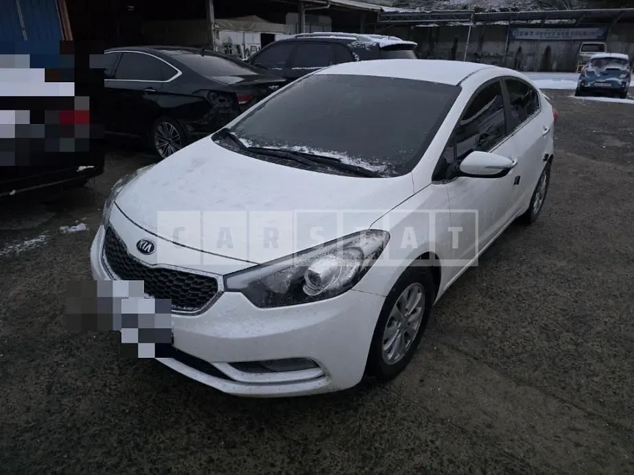 Photo 2 of 8: 2015 Kia K3 1.6 — Korean insurance auction