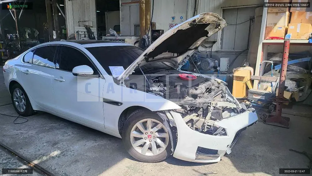 Photo 2 of 7: 2017 Jaguar XF 20d, VIN SAJBB4BN9HCY33245 — Korean insurance auction