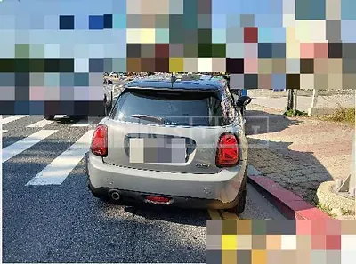 Photo 1 of 16: 2020 MINI Cooper — Korean insurance auction