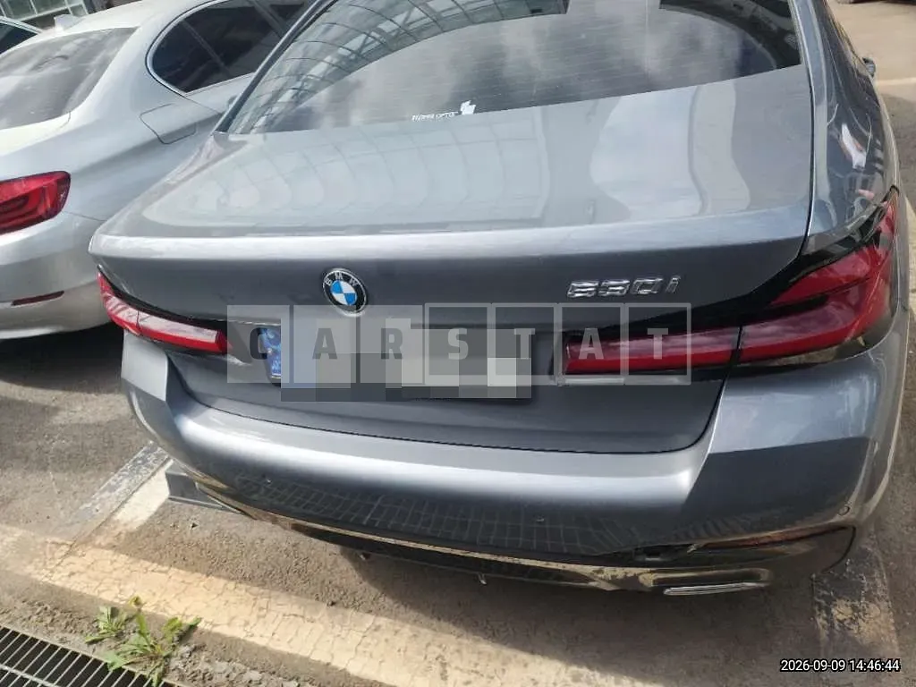 Photo 2 of 16: 2023 BMW 530i — Korean insurance auction