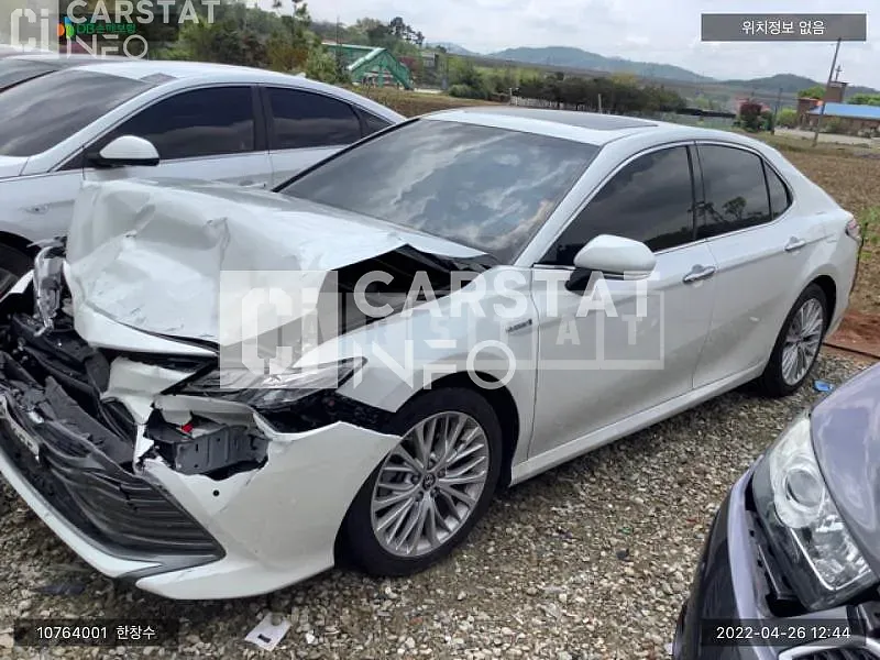 Photo 2 of 11: 2018 Toyota Camry Hybrid, VIN JTNB21HK4J3011433 — Korean insurance auction