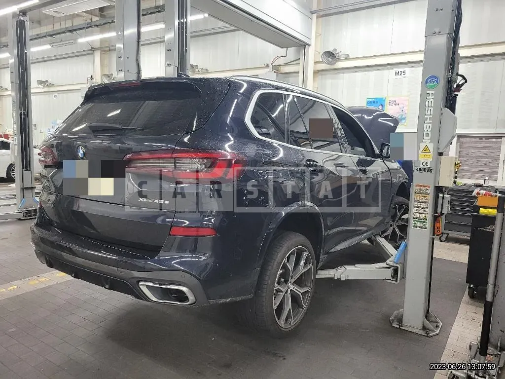 Photo 2 of 43: 2021 BMW X5 xDrive45e iPerformance — Korean insurance auction