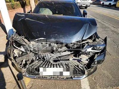 Photo 1 of 5: 2019 Lexus ES300h — Korean insurance auction