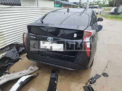 Photo 1 of 26: 2016 Toyota Prius — Korean insurance auction