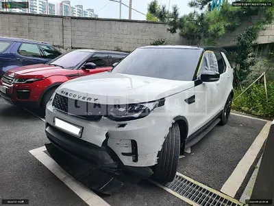 Photo 1 of 10: 2018 Land Rover Discovery SD4, VIN SALRA2BN0JA058512 — Korean insurance auction