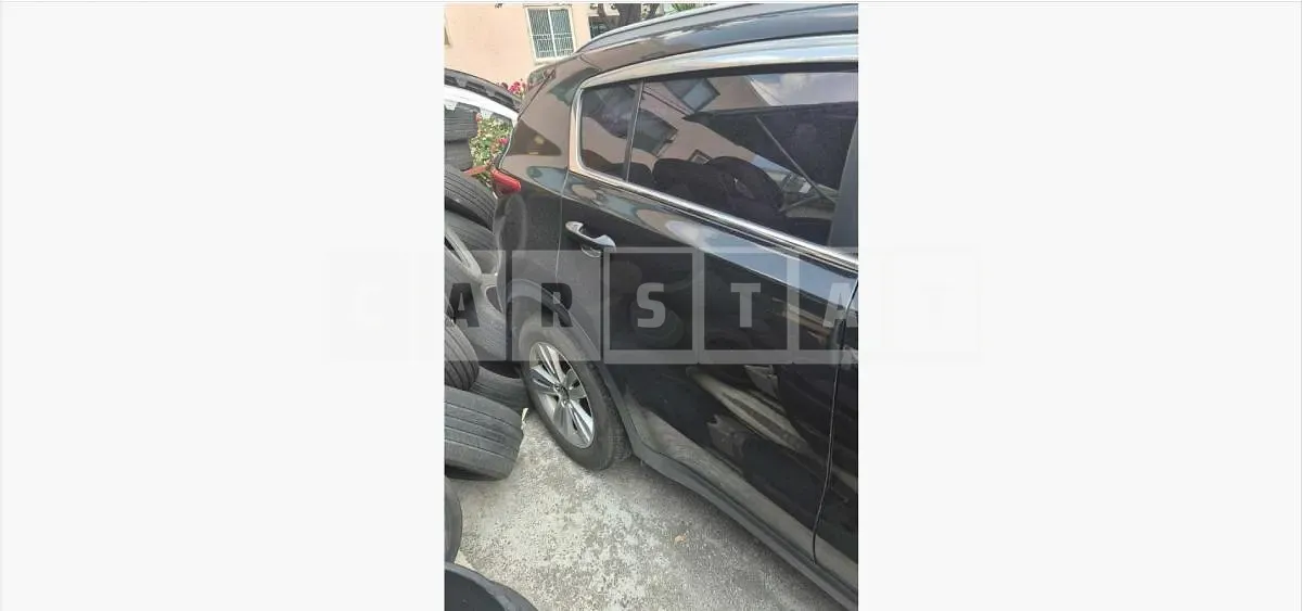 Photo 2 of 22: 2016 Kia Sportage 1.7 — Korean insurance auction