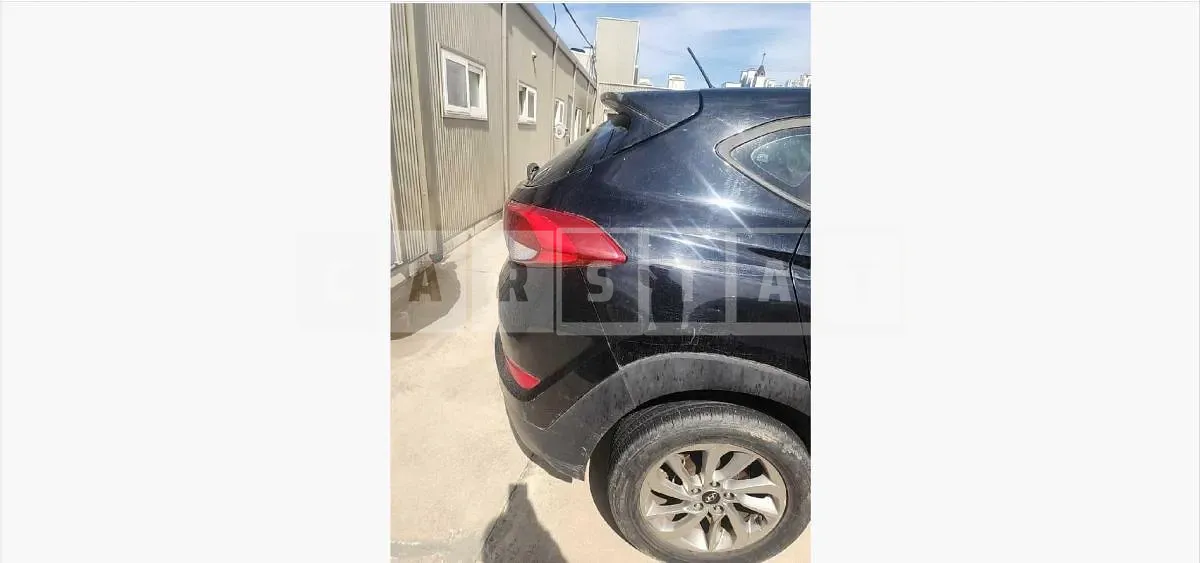 Photo 2 of 23: 2016 Hyundai Tucson TL — Korean insurance auction