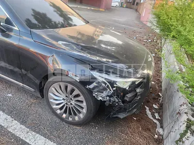 Photo 1 of 7: 2017 Hyundai Genesis EQ900 3.3 AWD, VIN KMHG341ADHU033069 — Korean insurance auction