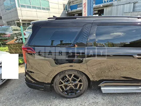 Photo 2 of 27: 2025 Kia Carnival — Korean insurance auction