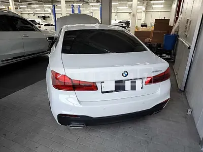 Photo 1 of 12: 2018 BMW 520d, VIN WBAJC3106JDB91252 — Korean insurance auction