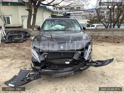 Photo 1 of 29: 2018 Maserati Levante, VIN ZN661XUG3JX286814 — Korean insurance auction