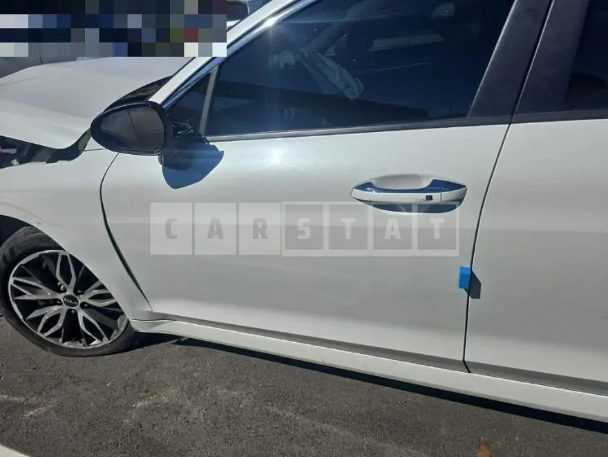 Photo 2 of 5: 2022 Kia K5 (LPI) — Korean insurance auction