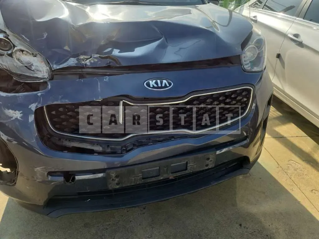 Photo 2 of 10: 2016 Kia Sportage 1.7 — Korean insurance auction