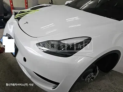 Photo 1 of 40: 2024 Tesla Model Y RWD, VIN LRWYGCFS6RC424946 — Korean insurance auction