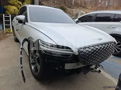 Photo 1 of 37: 2022 Genesis Hyundai GV70, VIN KMTMA811PNU000496 — Korean insurance auction
