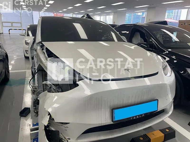 Photo 2 of 25: 2021 Tesla Model Y Long Range, VIN 5YJYGDEE0MF225939 — Korean insurance auction