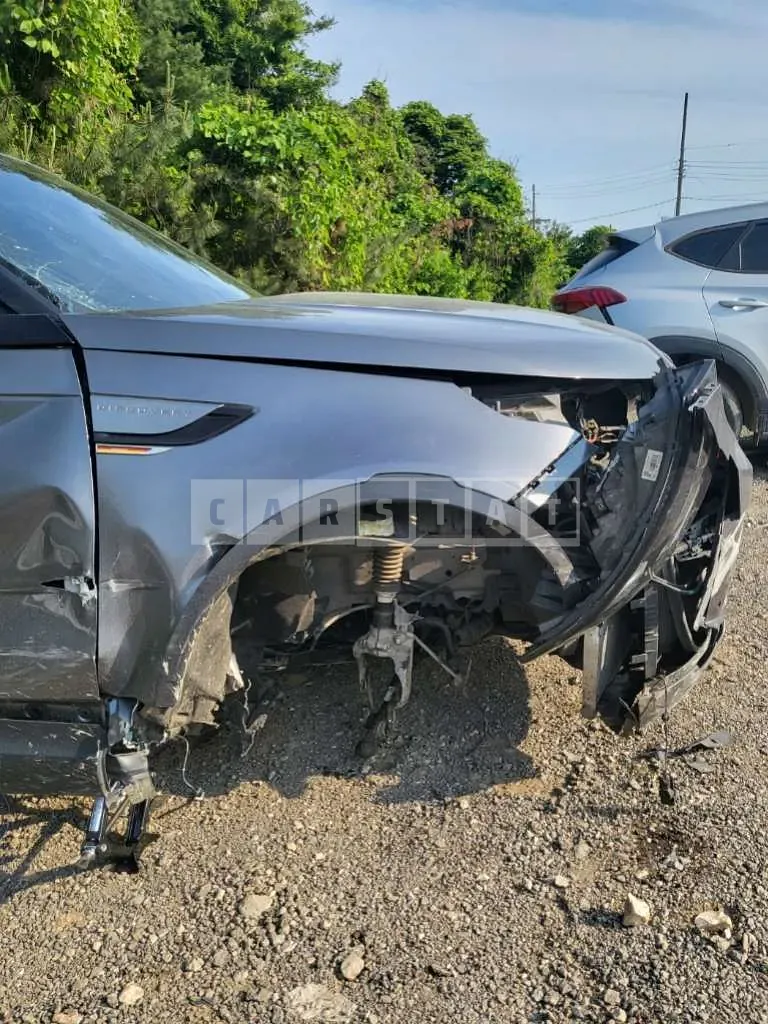 Photo 2 of 8: 2019 Land Rover Discovery SD4, VIN SALRA2BN7KA090973 — Korean insurance auction