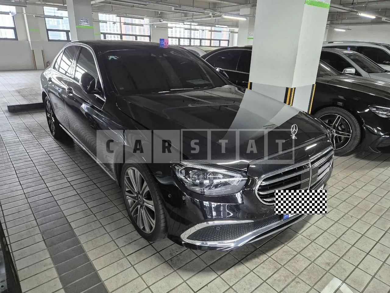 Photo 2 of 29: 2022 Mercedes-Benz E300 e 4Matic, VIN W1KZF5EB2PB100666 — Korean insurance auction