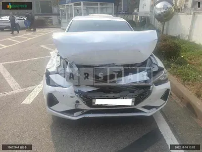 Photo 1 of 13: 2020 Genesis G70, VIN KMTG341ABLU062510 — Korean insurance auction