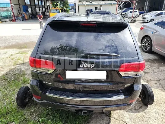 Photo 2 of 11: 2019 Jeep Straw Grand Cherokee, VIN 1C4RJFCG9KC570872 — Korean insurance auction
