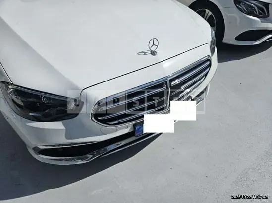 Photo 2 of 26: 2023 Mercedes-Benz E250 — Korean insurance auction