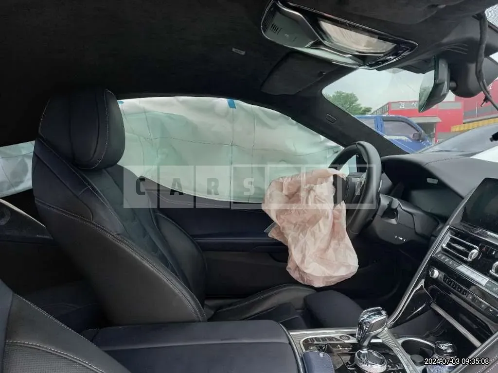 Photo 2 of 10: 2021 BMW 840i xDrive Coupe — Korean insurance auction