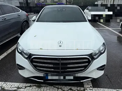 Photo 1 of 25: 2024 Mercedes-Benz E220 d 4Matic — Korean insurance auction