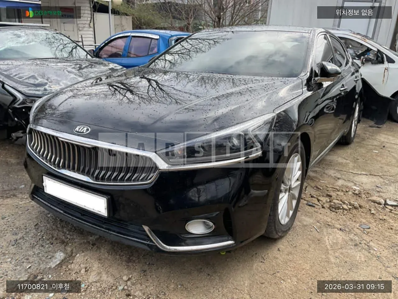 Photo 2 of 16: 2018 Kia K7, VIN KNALC418BJA140557 — Korean insurance auction