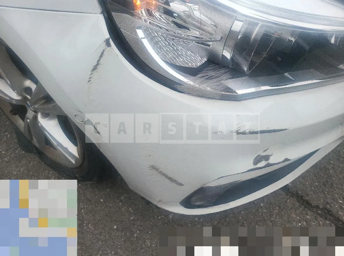 Photo 2 of 43: 2015 BMW Active Tourer, VIN WBA2C1107GV483727 — Korean insurance auction
