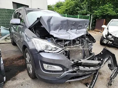 Photo 1 of 13: 2015 Hyundai Santa Fe DM, VIN KMHSW81UBFU480423 — Korean insurance auction