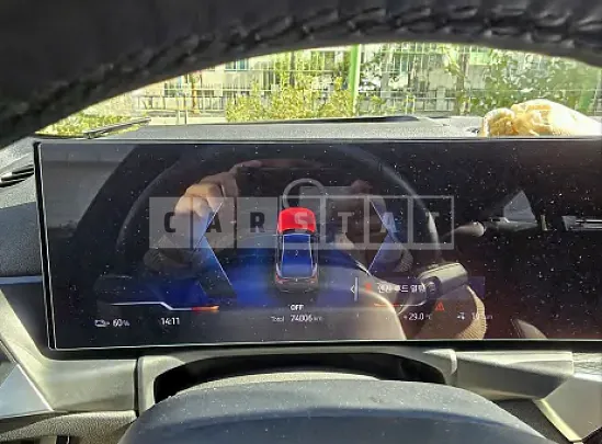 Photo 2 of 9: 2023 BMW i4 eDrive40 — Korean insurance auction