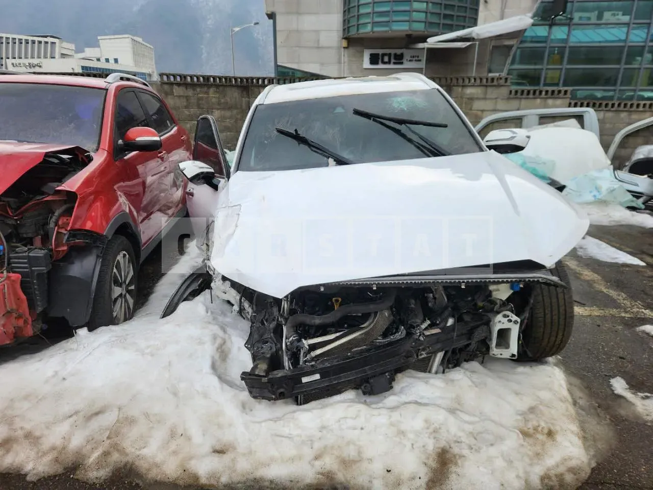 Photo 2 of 8: 2021 Hyundai Palisade, VIN KMHR581EDMU248621 — Korean insurance auction