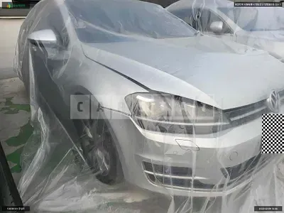 Photo 1 of 17: 2015 Volkswagen Golf 2.0 TDI BMT, VIN WVWZZZAUZFW107360 — Korean insurance auction