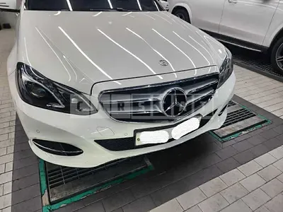 Photo 1 of 36: 2016 Mercedes-Benz E300 4Matic, VIN WDDHF8BB2GB312923 — Korean insurance auction
