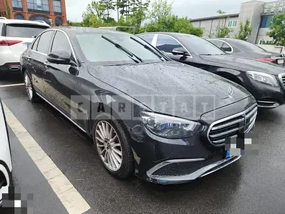 Photo 1 of 28: 2022 Mercedes-Benz E250 — Korean insurance auction