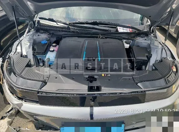 Photo 2 of 9: 2022 Hyundai IONIQ 5 Long Range, VIN KMHKR81EFPU134987 — Korean insurance auction