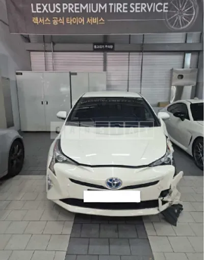 Photo 1 of 32: 2017 Toyota Prius — Korean insurance auction