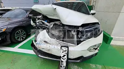 Photo 1 of 26: 2018 Honda Pilot, VIN 5FNYF6850JB200332 — Korean insurance auction