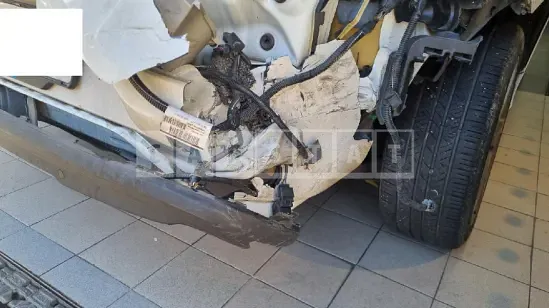 Photo 2 of 45: 2018 Volvo V40 D3, VIN YV1MV79K0J2494881 — Korean insurance auction