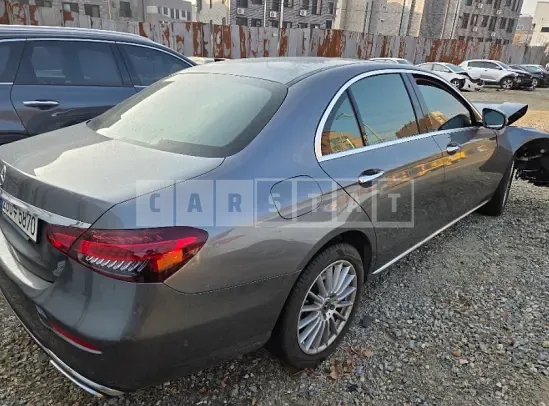Photo 2 of 6: 2023 Mercedes-Benz E250 — Korean insurance auction