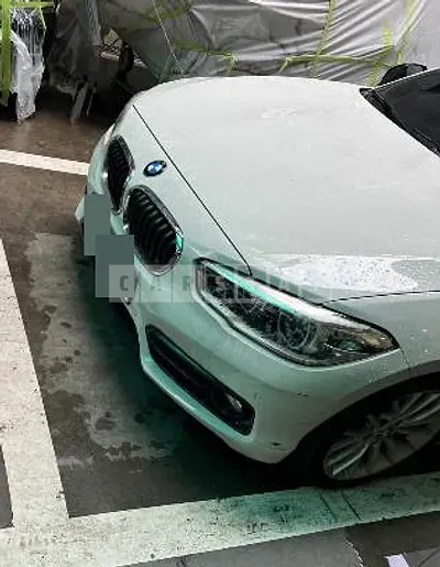 Photo 1 of 2: 2015 BMW Calm 118d — Korean insurance auction