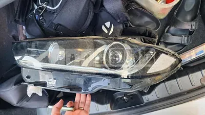 Photo 1 of 5: 2015 Jaguar (parts) XE 2.0d Headlamp — Korean insurance auction