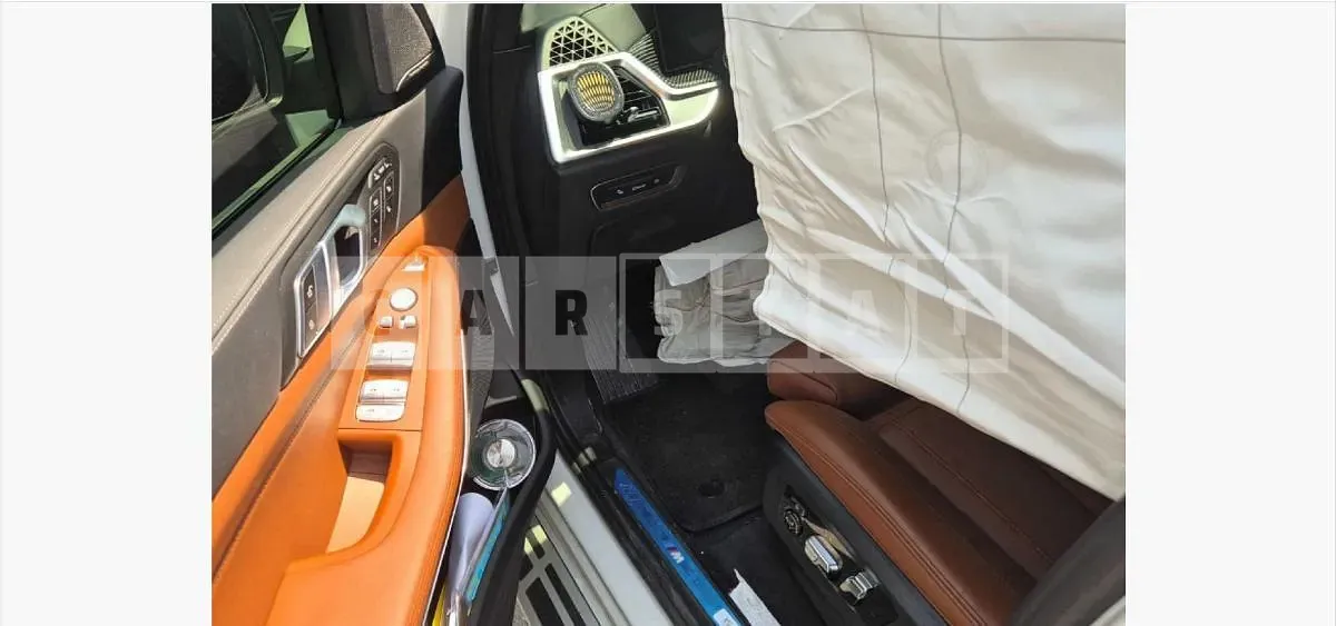 Photo 2 of 33: 2024 BMW X7 xDrive40i — Korean insurance auction