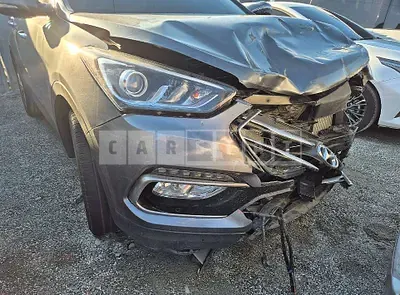 Photo 1 of 9: 2017 Hyundai Santa Fe DM — Korean insurance auction