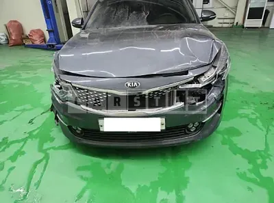 Photo 1 of 30: 2018 Kia K5 — Korean insurance auction