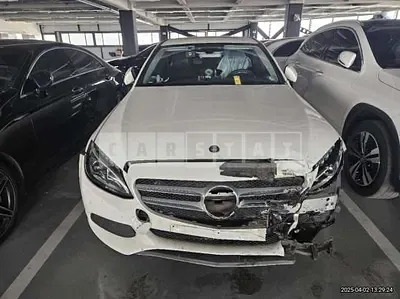 Photo 1 of 40: 2016 Mercedes-Benz C220d 4Matic — Korean insurance auction