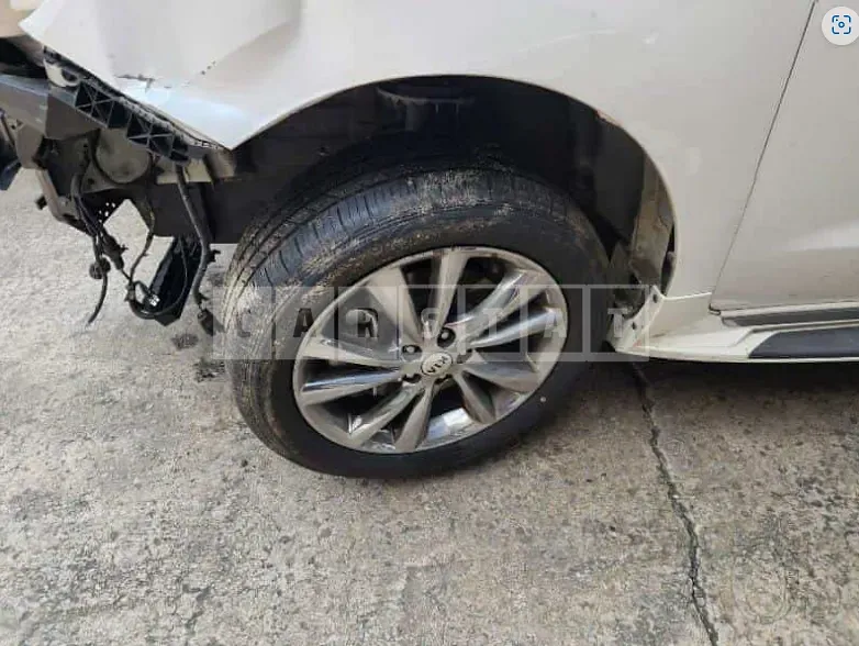 Photo 2 of 15: 2019 Kia Carnival, VIN KNAMB81ABKS474196 — Korean insurance auction